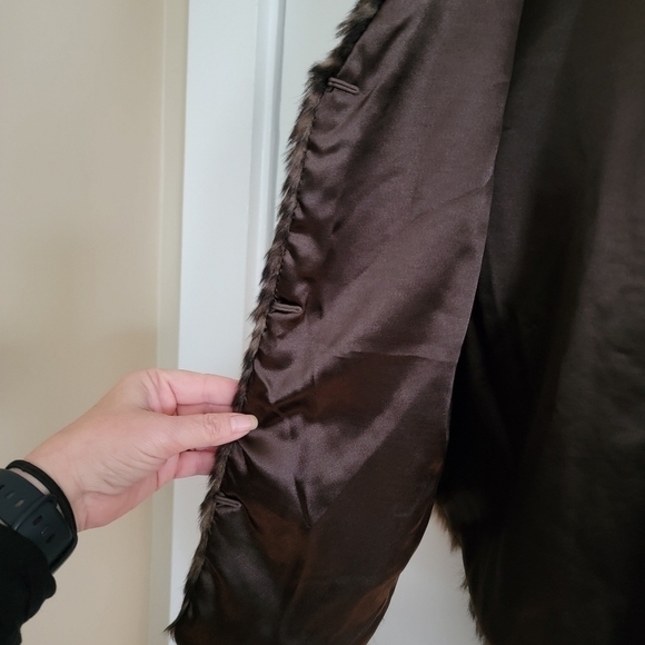 Romeo & Juliet Couture Faux Fur  Soft Brown Vest Size Small - Picture 7 of 15